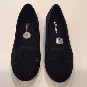 Chinese Laundry black sequins flats